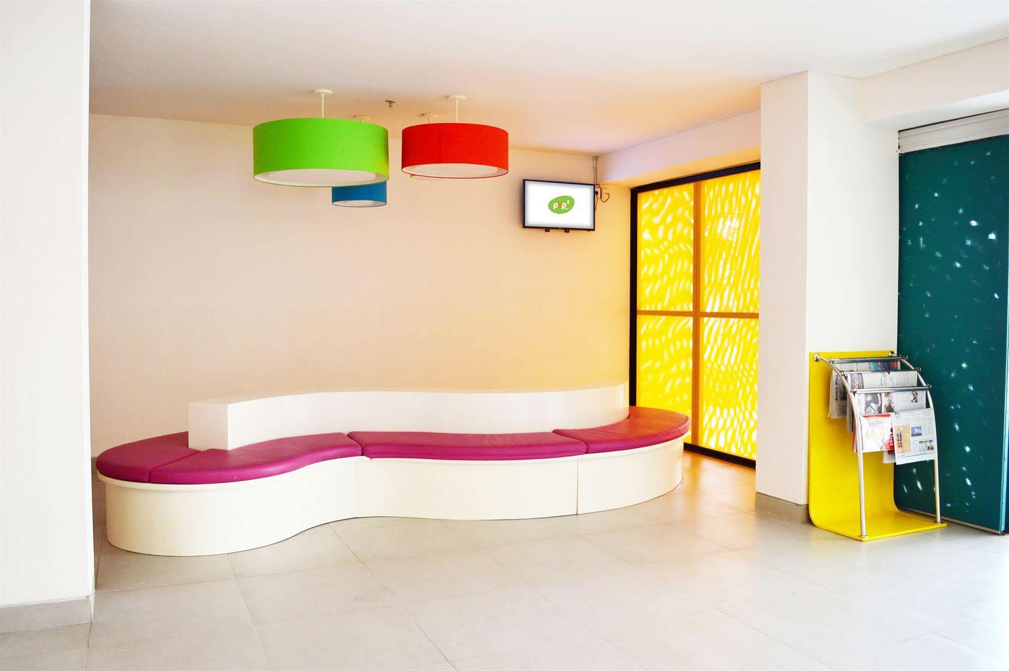 Pop! Hotel Denpasar Exterior foto