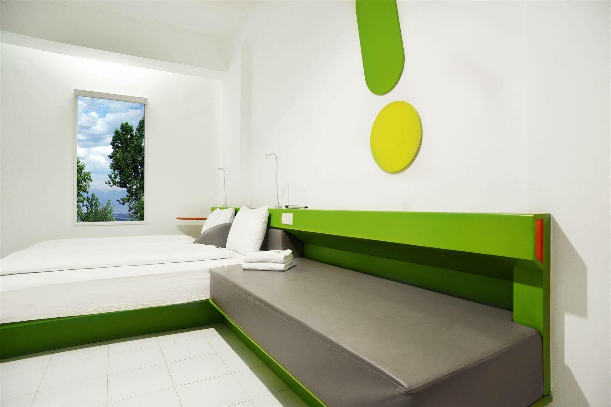 Pop! Hotel Denpasar Exterior foto